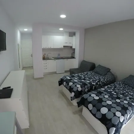 Canteras Leon Apartment *